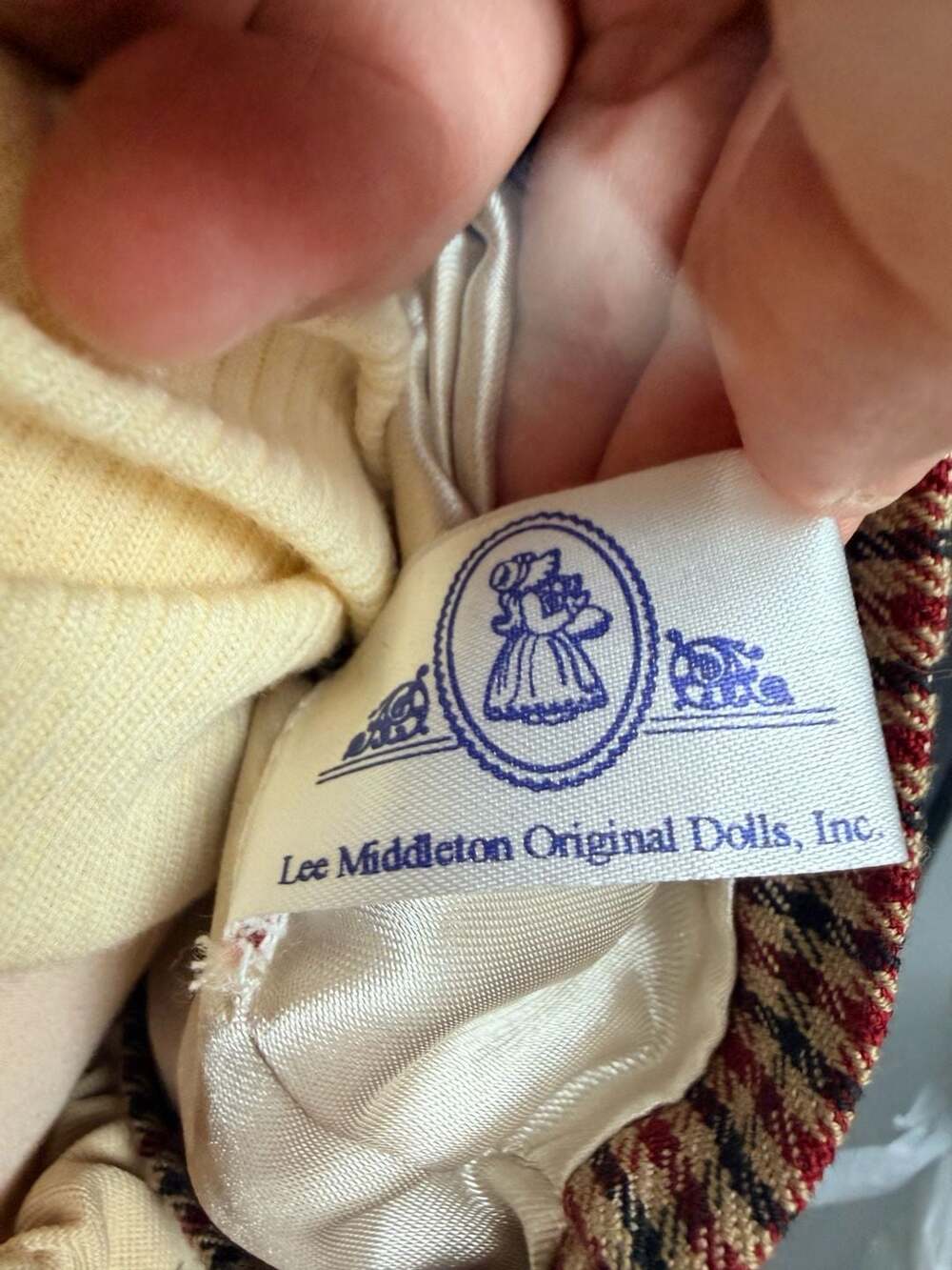 Vintage Lee Middleton Original Dolls Baby Doll in Plaid Jacket and Cap - Picture 5 of 6